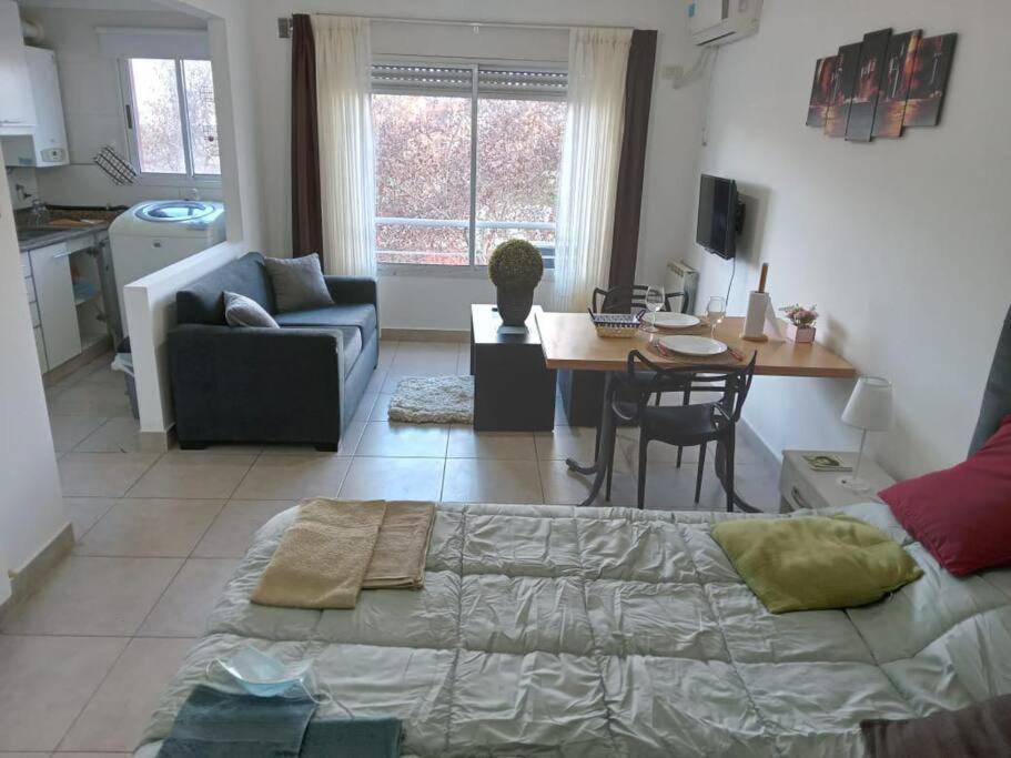 Apartamento Cómodo Departamento En Balvanera, Cerca Del Centro